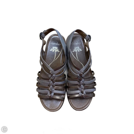 Sandals Heels Wedge By Dansko In Brown, Size: 7