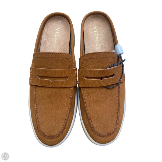 Shoes Flats By Vionic In Brown, Size: 7