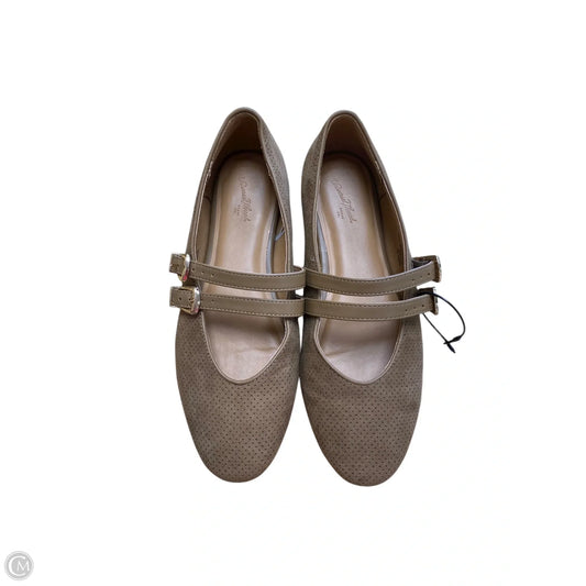 Shoes Flats By Universal Thread In Brown, Size: 7