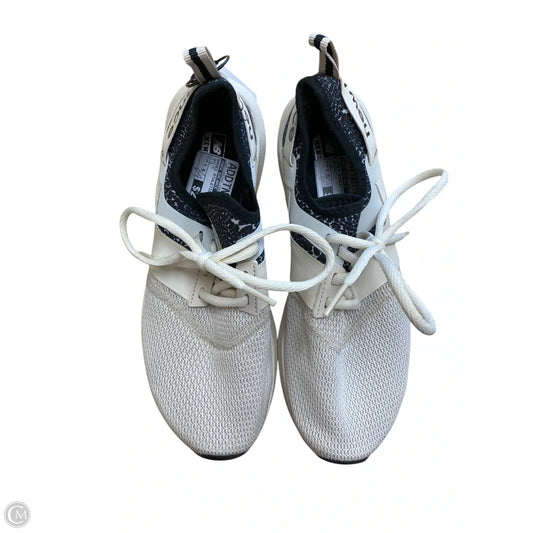 Shoes Athletic By New Balance In White, Size: 7.5