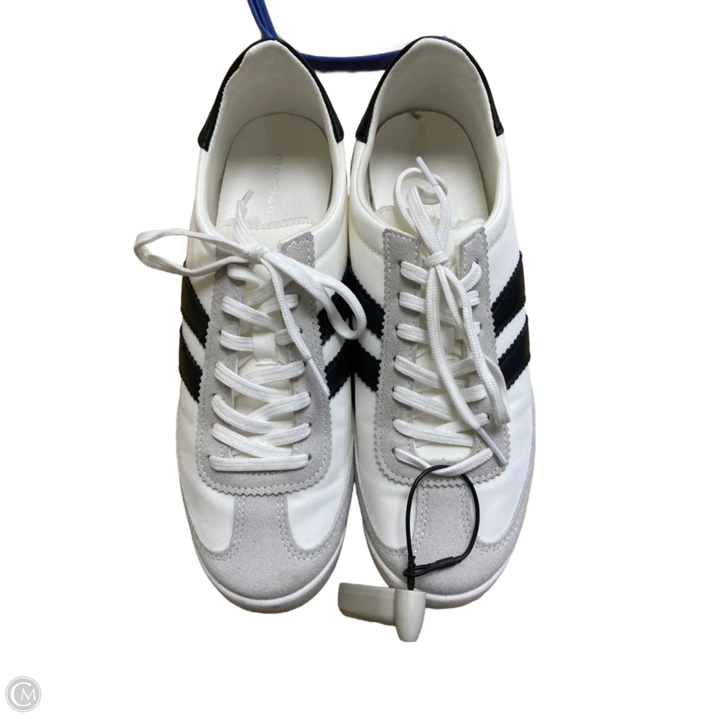 Shoes Sneakers By Madden Girl In White, Size: 7.5