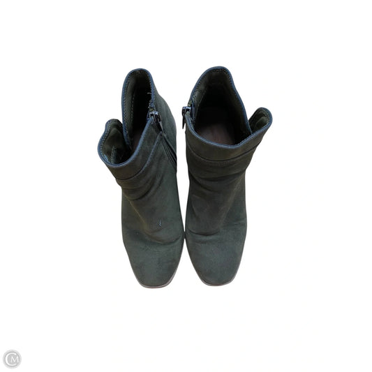 Shoes Heels Block By Universal Thread In Green, Size: 5.5