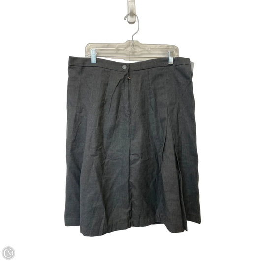 Skirt Midi By Clothes Mentor In Grey, Size: 10