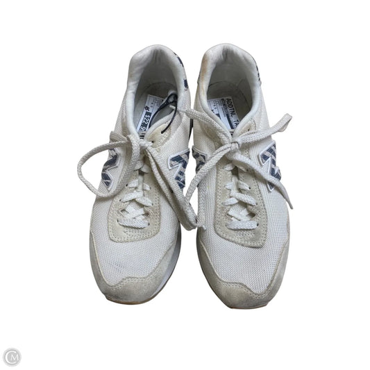 Shoes Sneakers By New Balance In Cream, Size: 8.5