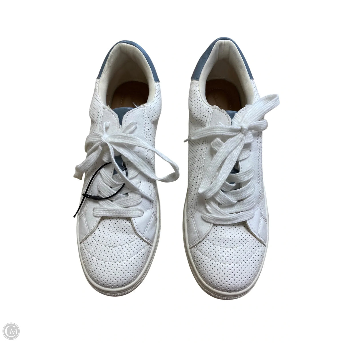 Shoes Sneakers By Universal Thread In White, Size: 9