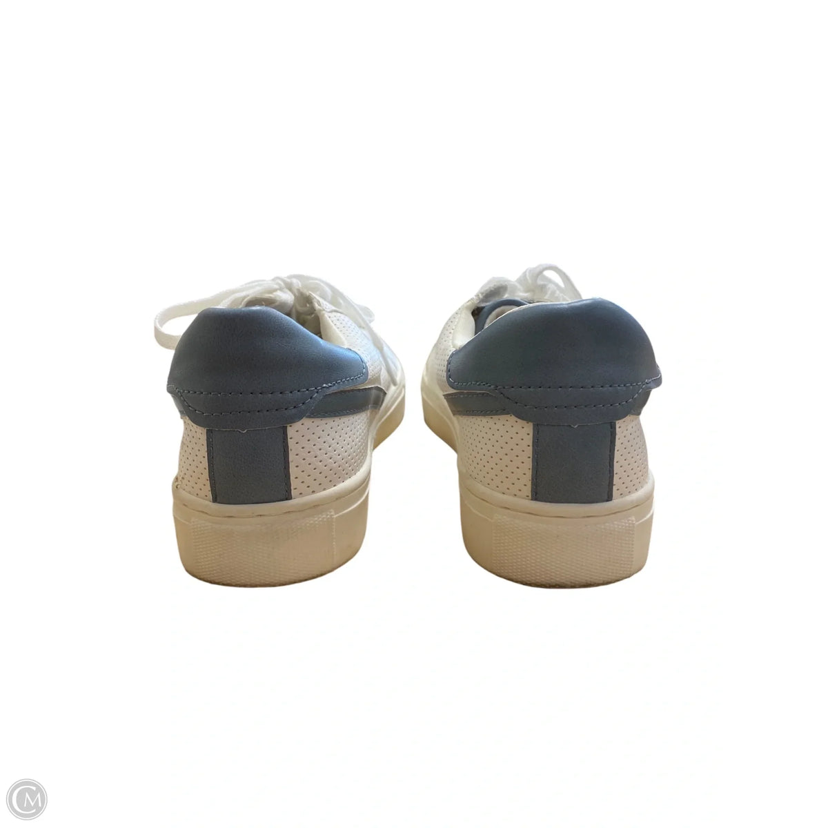Shoes Sneakers By Universal Thread In White, Size: 9