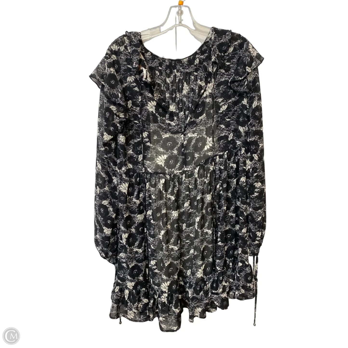 Dress Casual Short By Free People In Black & White, Size: M