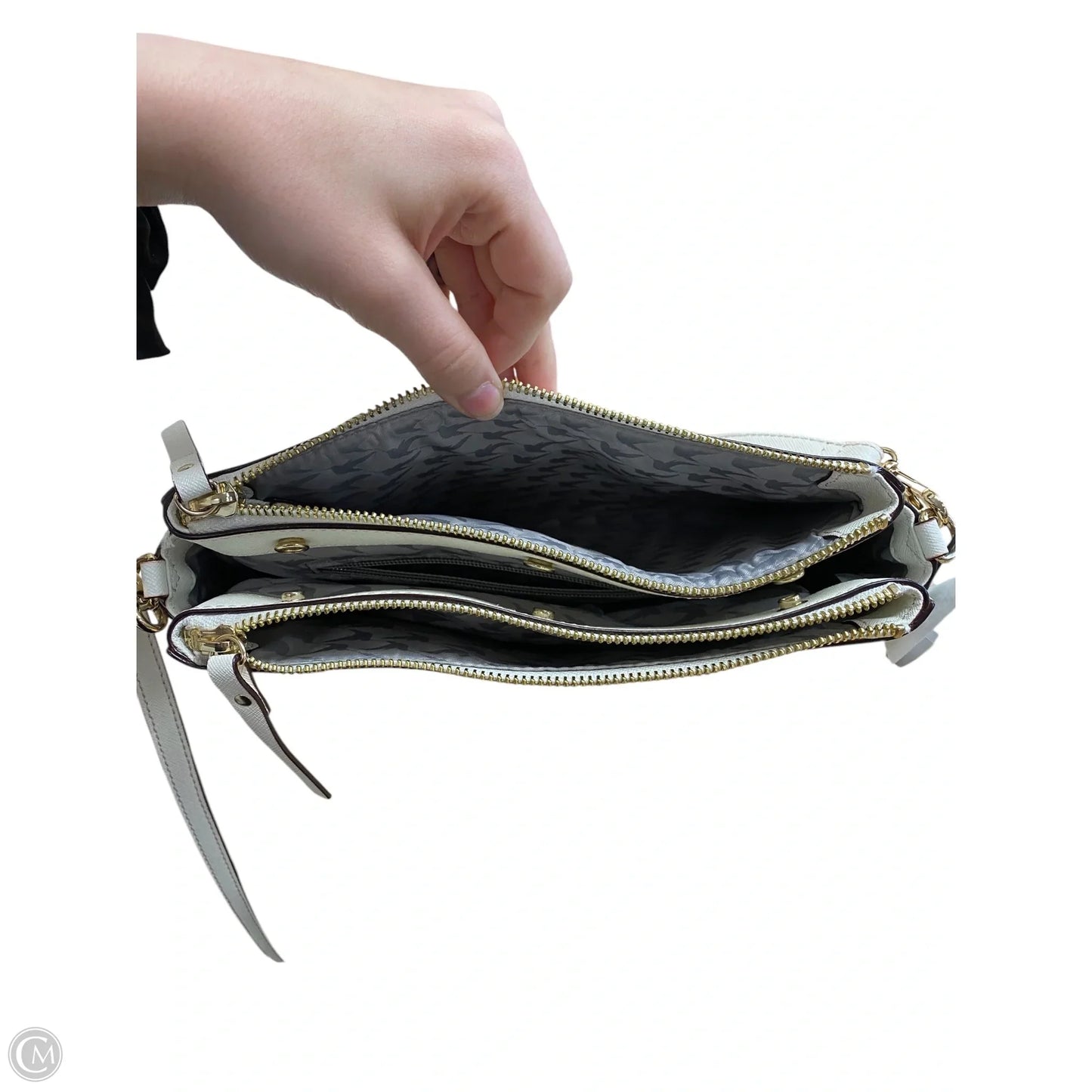 Crossbody By Clothes Mentor, Size: Medium
