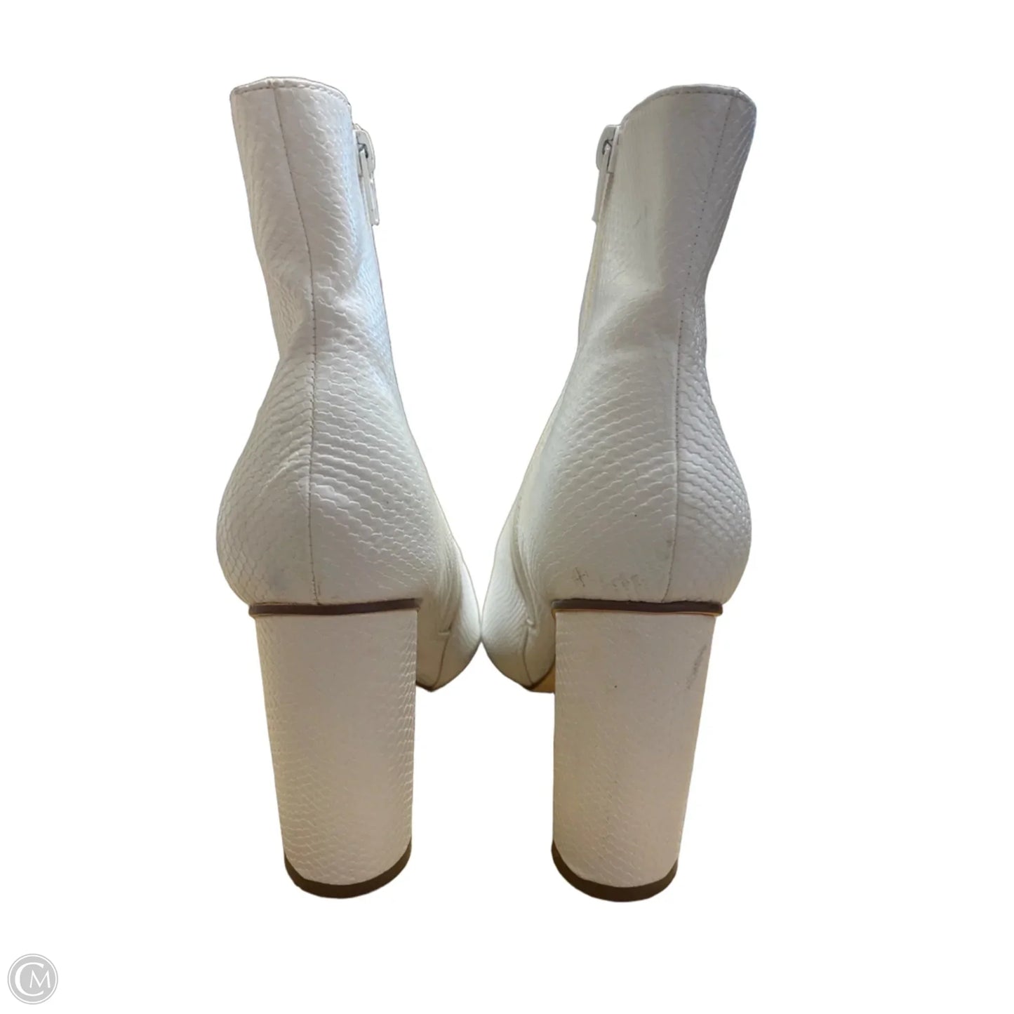Boots Ankle Heels By Clothes Mentor In White, Size: 9