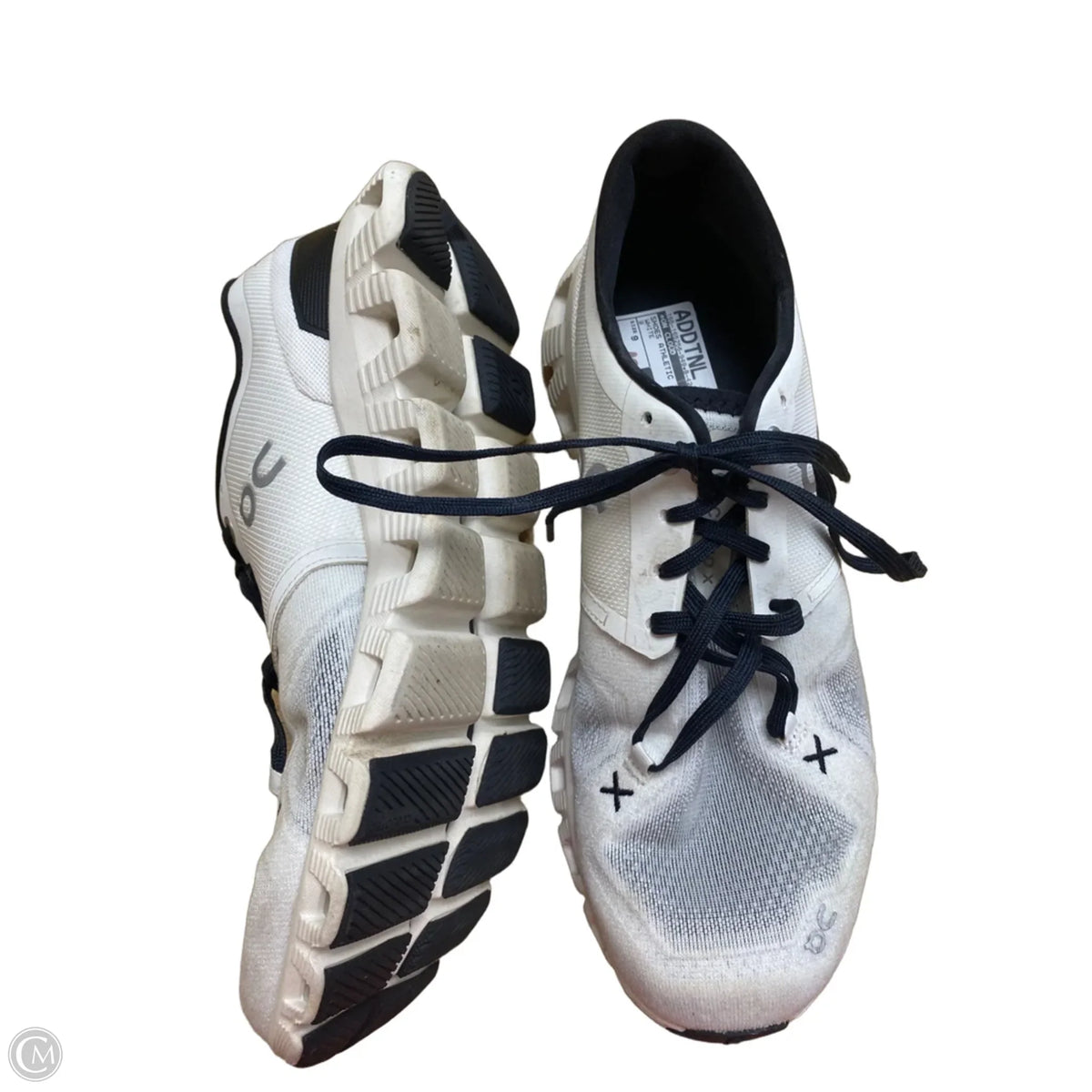 Shoes Athletic By On Cloud In White, Size: 9