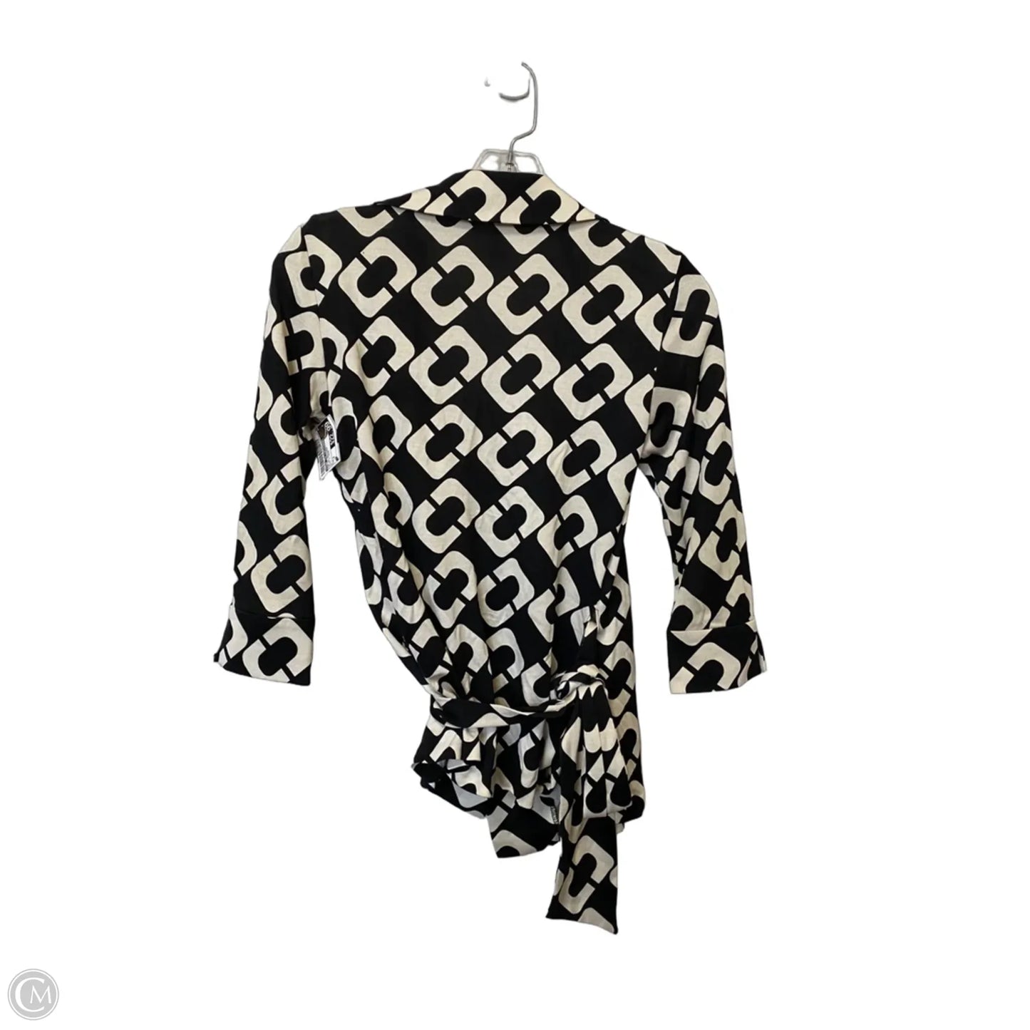 Top Short Sleeve Designer By Diane Von Furstenberg In Black & Cream, Size: 2