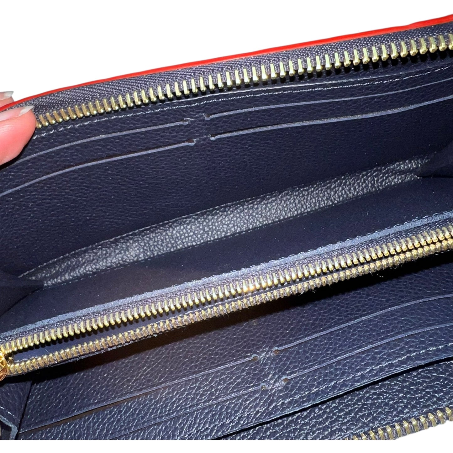 Wallet Luxury Designer By Louis Vuitton, Size: Medium