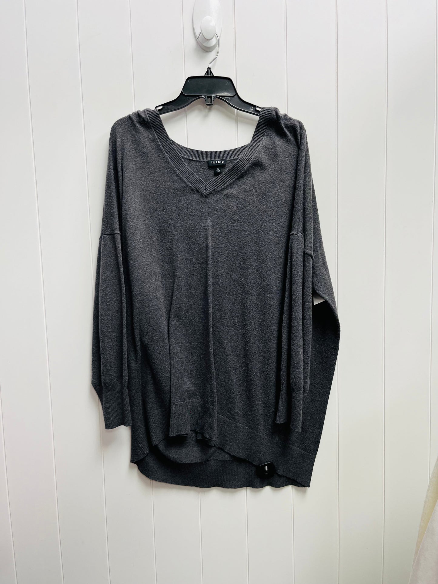 Sweater By Torrid In Grey, Size: 3x