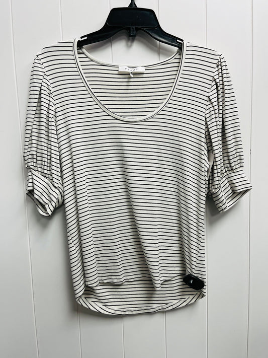 Top Short Sleeve By Frame  Size: L