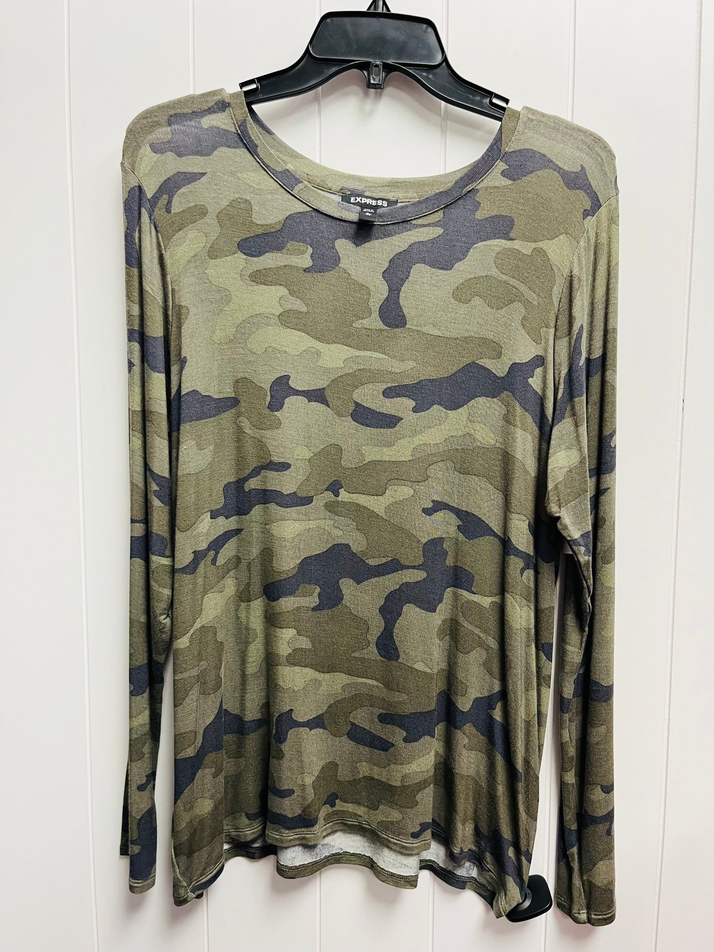 Camouflage Print Top Long Sleeve Basic Express, Size Xl