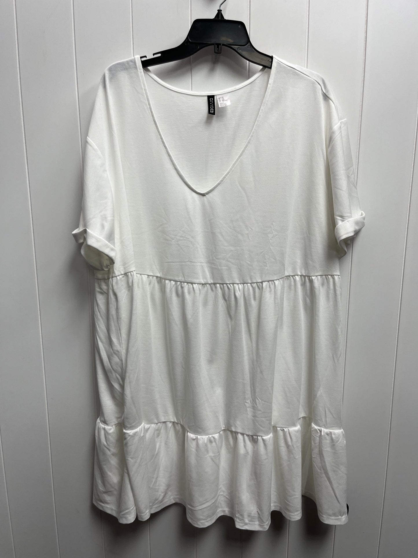 White Dress Casual Short Divided, Size Xxl