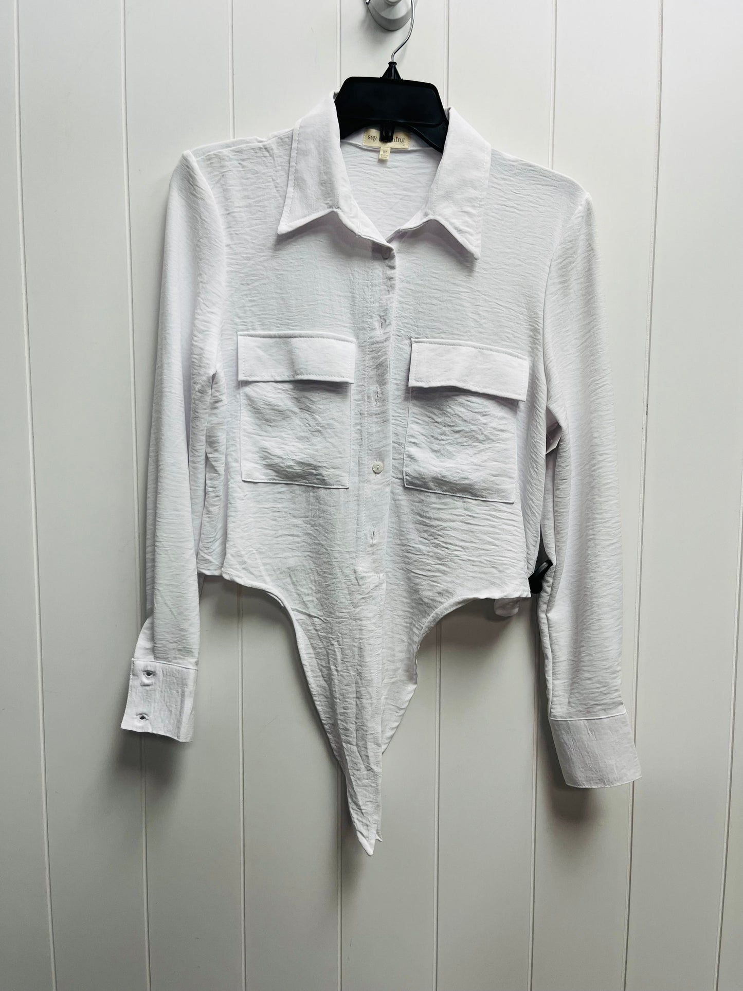 White Top Long Sleeve Clothes Mentor, Size M