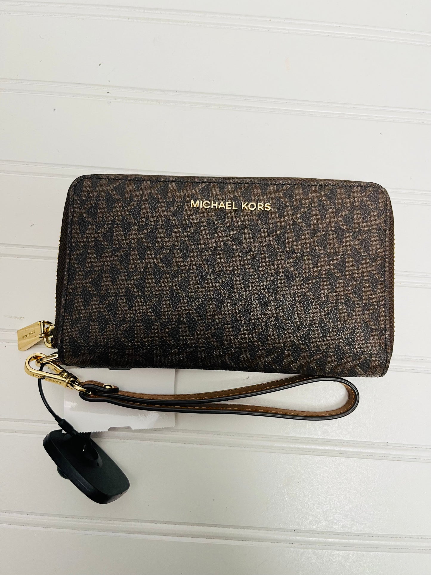 Wristlet Designer Michael Kors, Size Medium