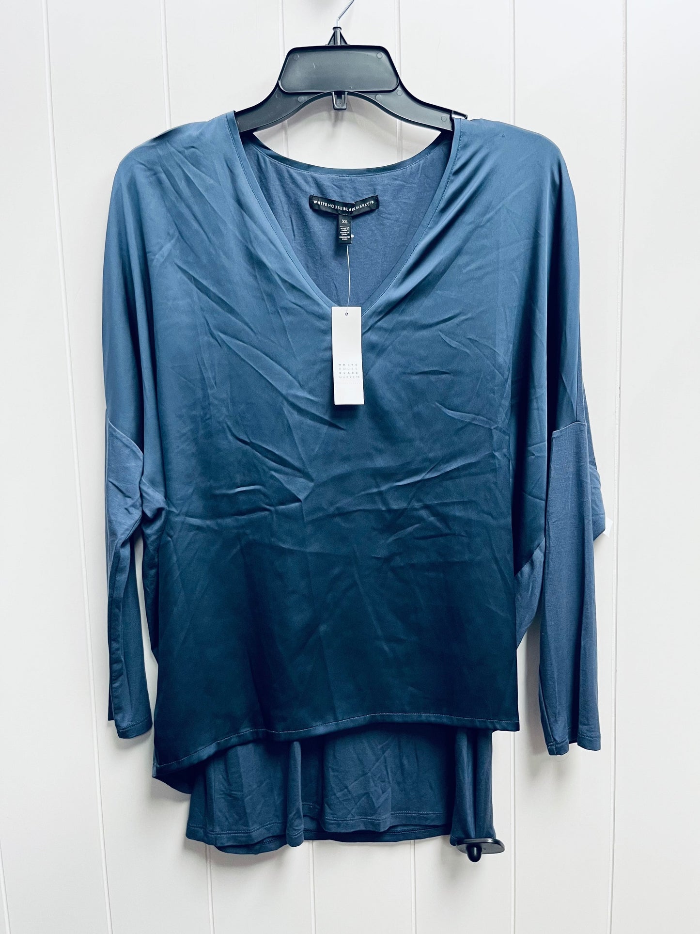 Top Long Sleeve By White House Black Market In Blue, Size: Xs