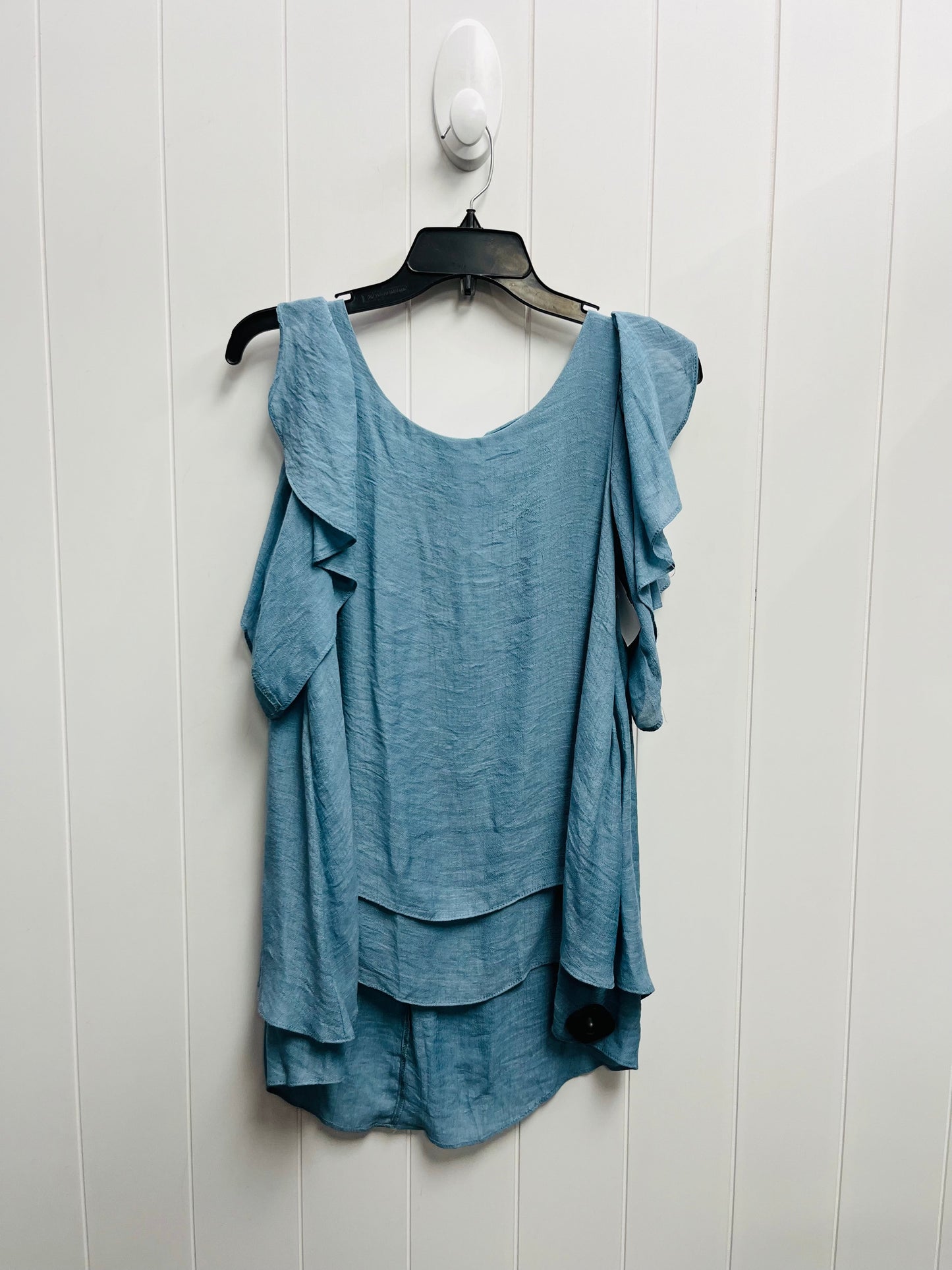 Top Short Sleeve By Umgee In Blue, Size: S