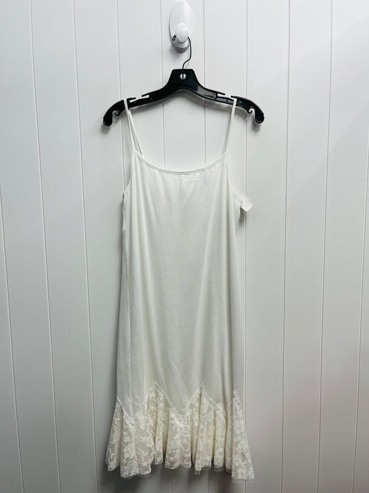 Tunic Sleeveless By Mystree In White, Size: L