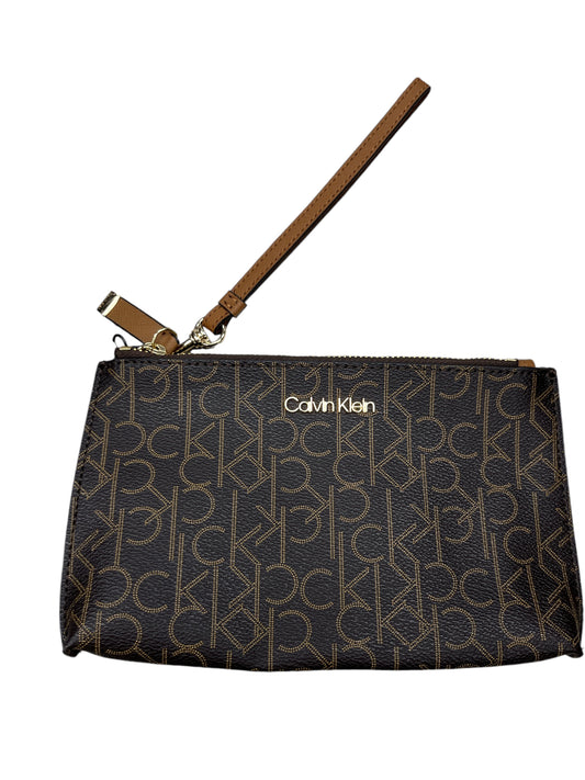 Wristlet By Calvin Klein, Size: Medium