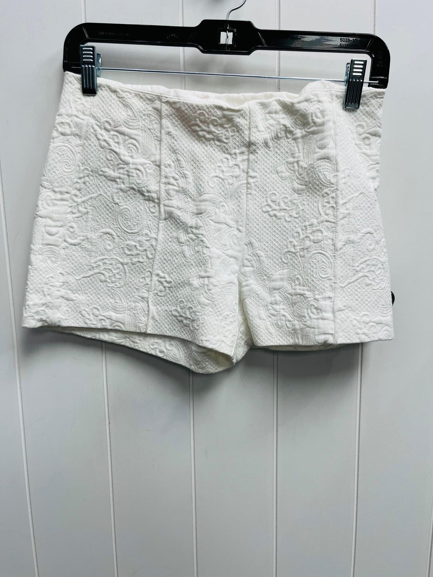 Shorts Designer By Lilly Pulitzer In White, Size: 0