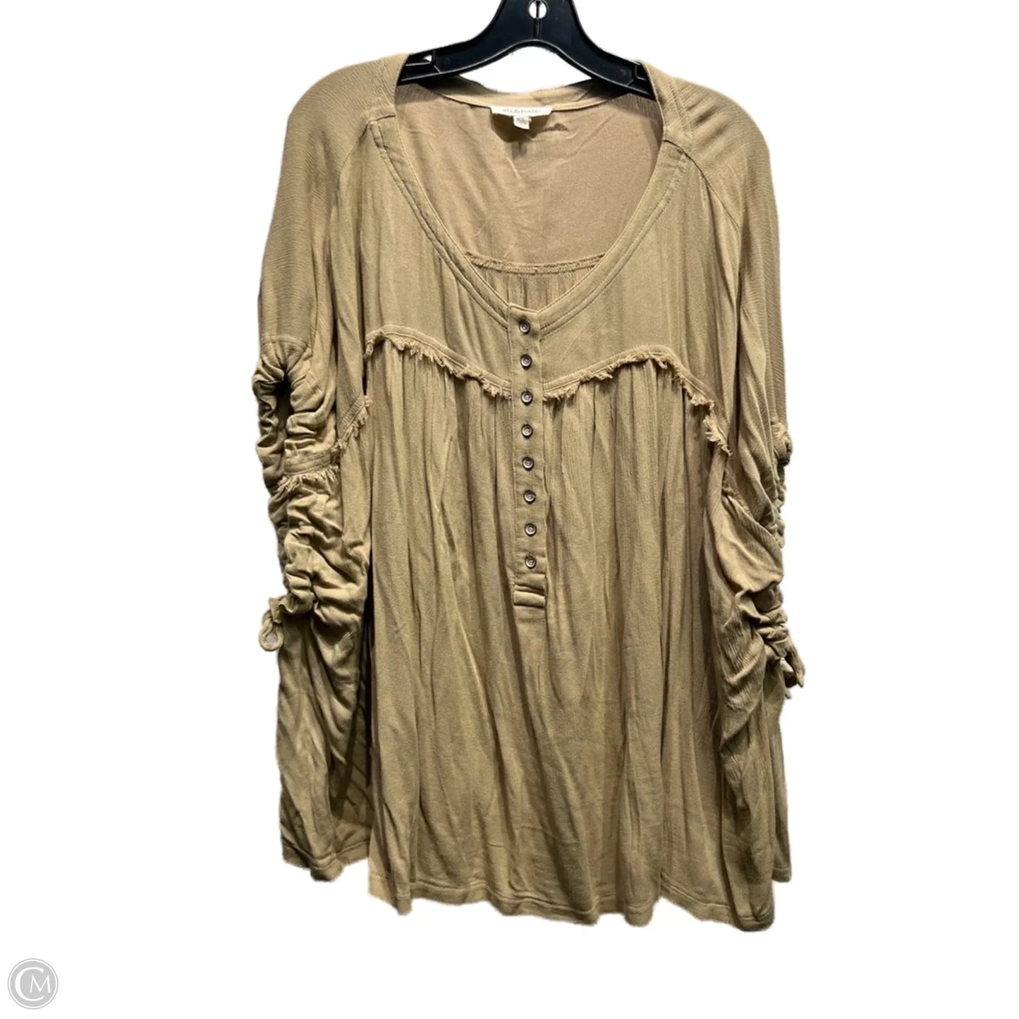 Top Short Sleeve By Oli & Hali In Taupe, Size: L