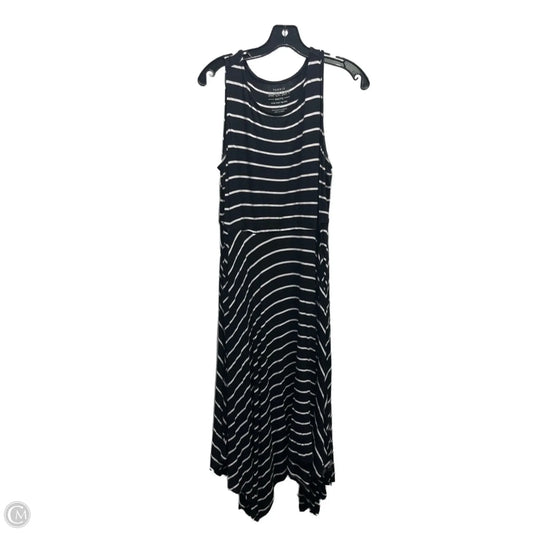 Dress Casual Short By Torrid In Black & White, Size: 1x