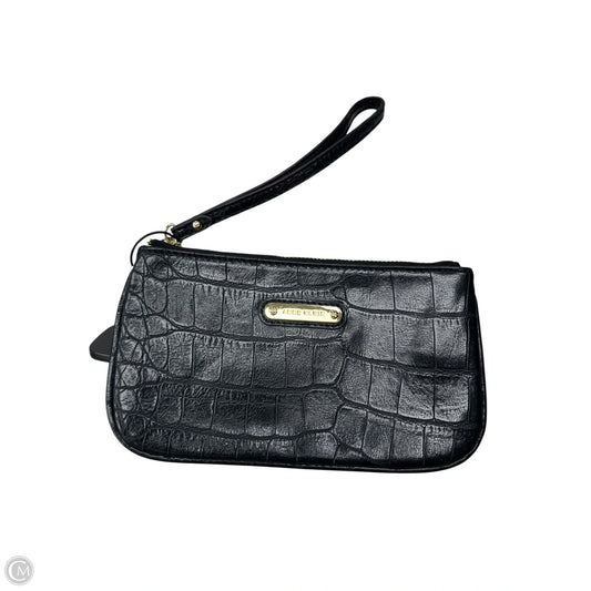 Wristlet By Anne Klein, Size: Small