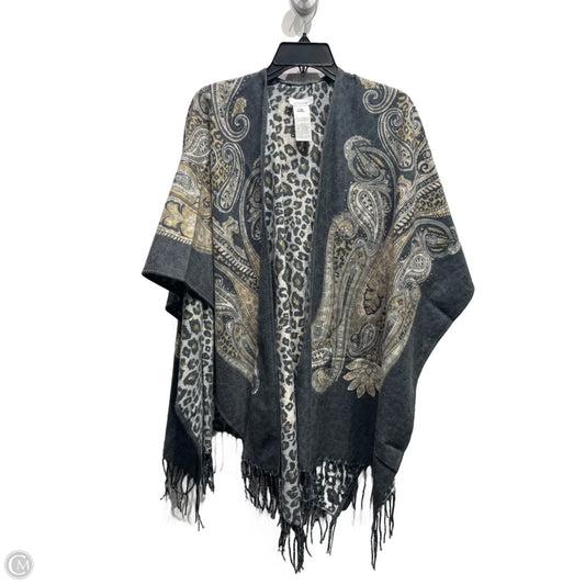 Shawl By Chicos In Grey & White, Size: Osfm