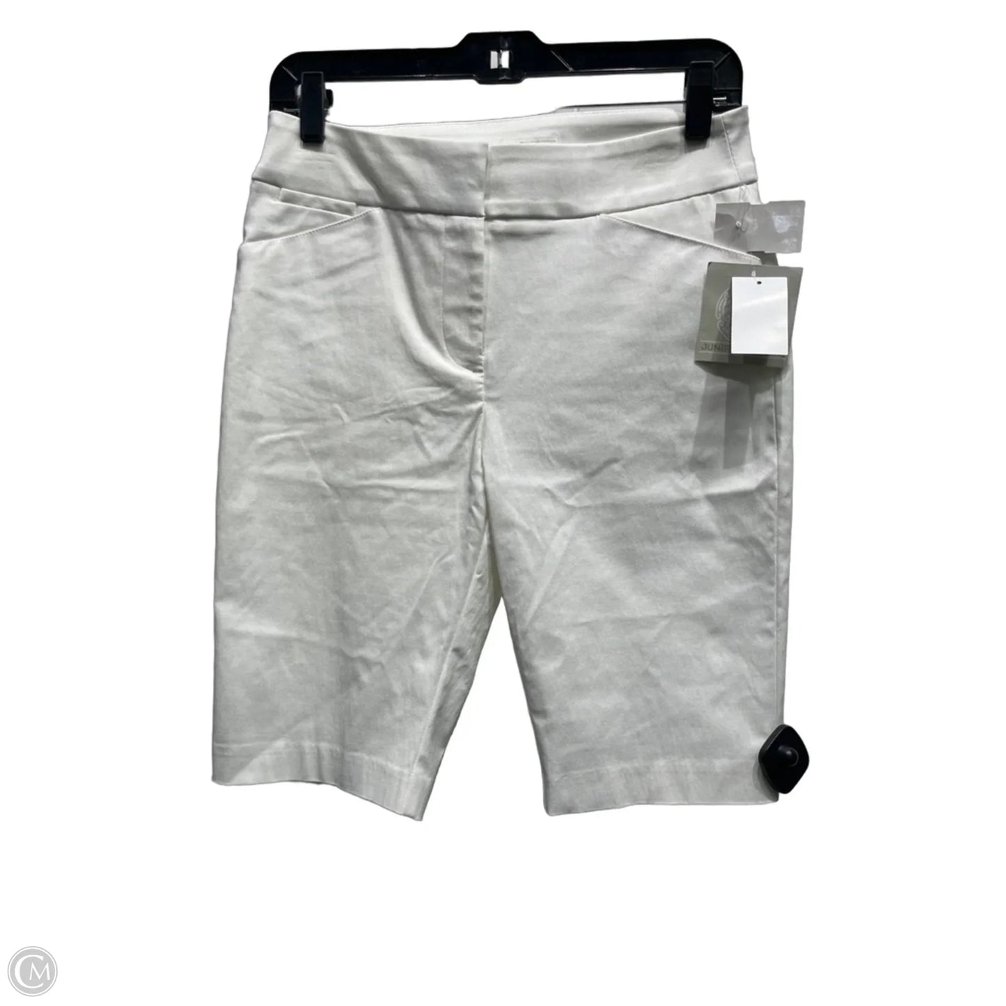 Shorts By Clothes Mentor In White, Size: 6