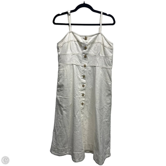 Dress Casual Short By Universal Thread In Ivory, Size: L