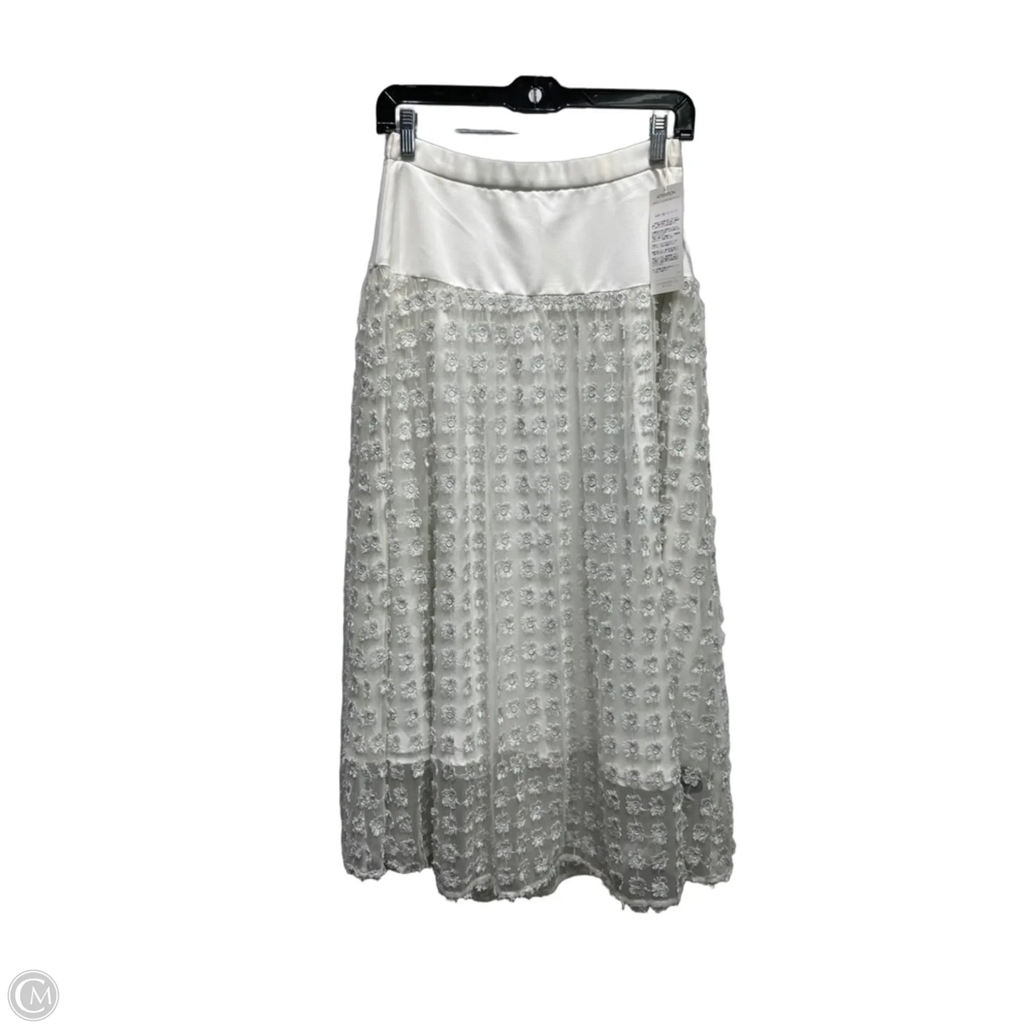 Skirt Maxi By Clothes Mentor In White, Size: 2