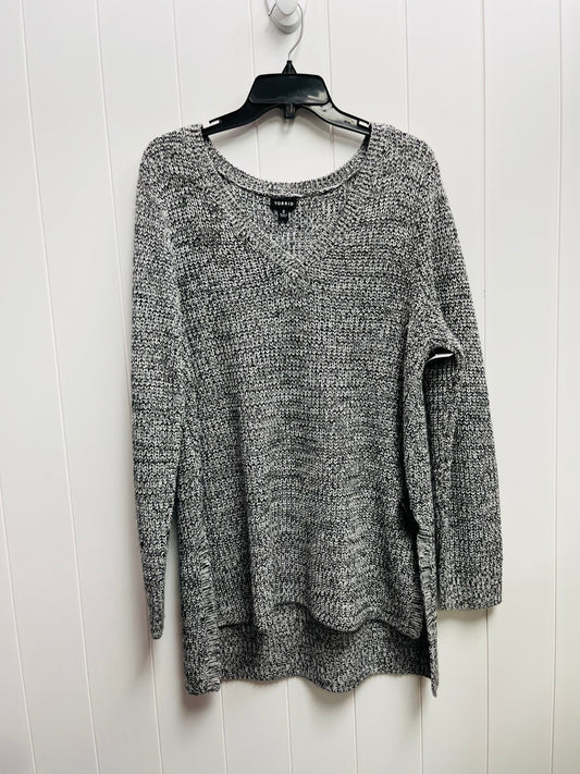 Sweater By Torrid In Black White, Size: 2x