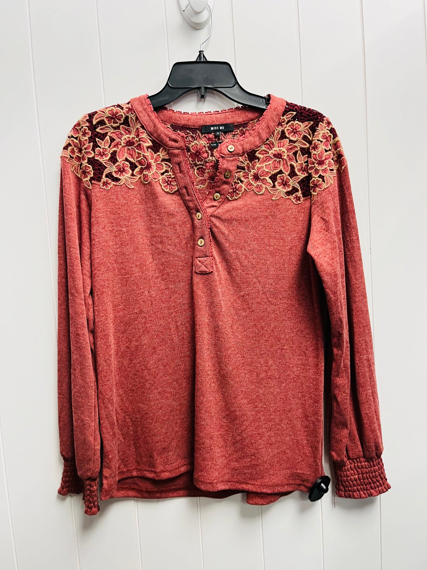 Top Long Sleeve By Miss Me In Red, Size: M