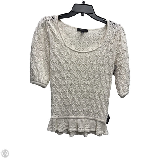 Top Short Sleeve By Ann Taylor In Cream, Size: Sp