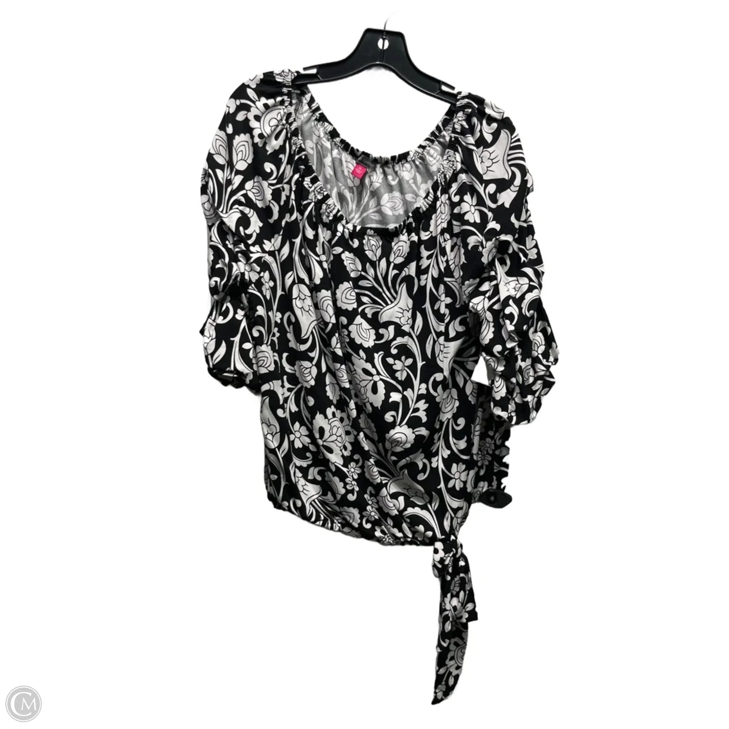 Top Short Sleeve By Vince Camuto In Black & White, Size: Xl