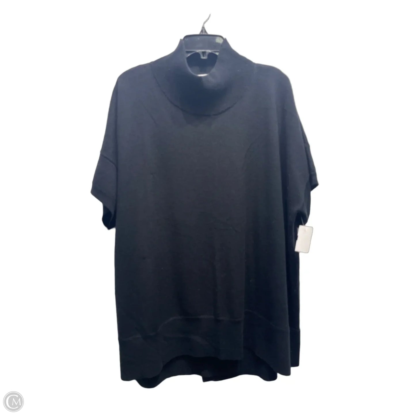 Top Short Sleeve By New Balance In Black