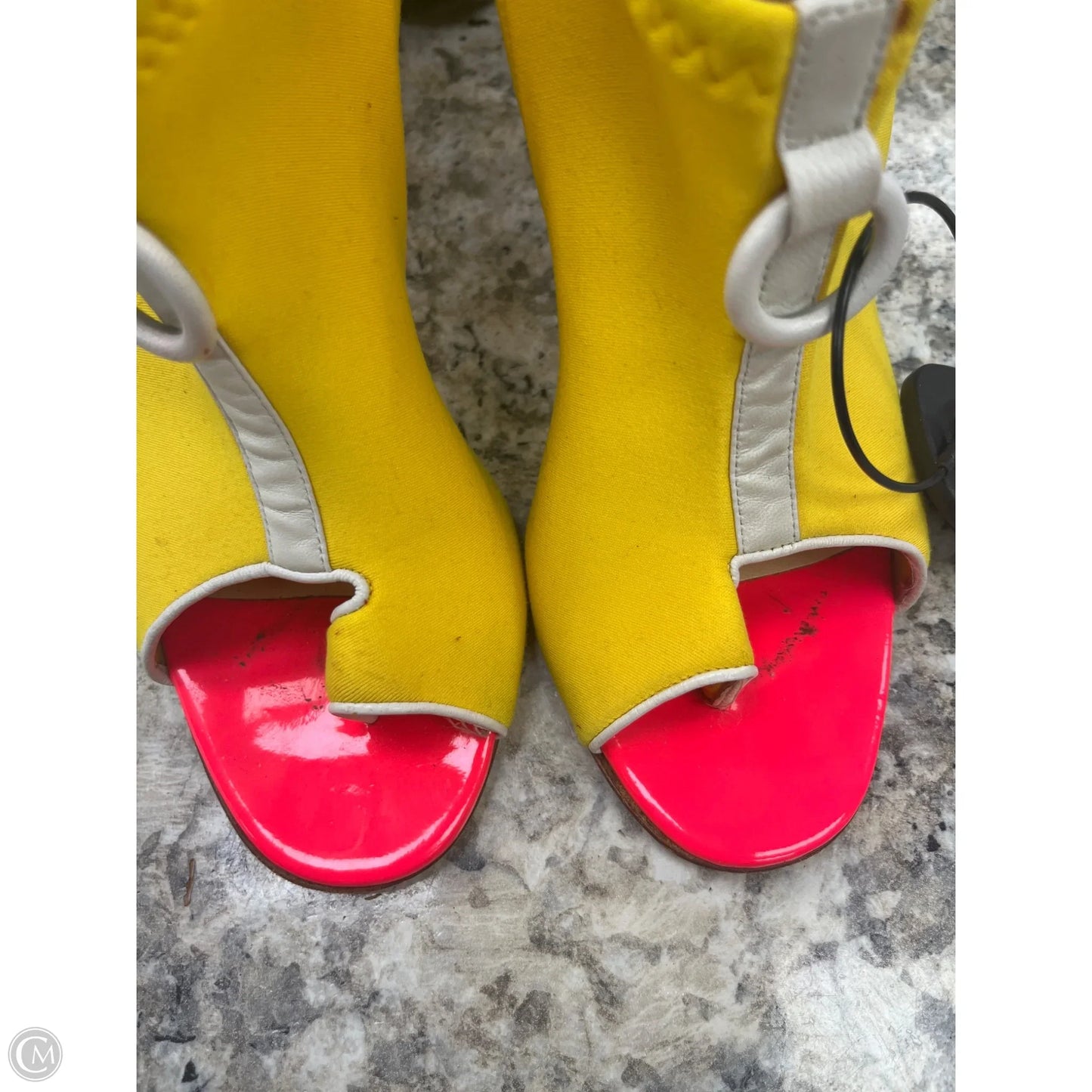 Shoes Luxury Designer By Christian Louboutin In Yellow, Size: 8.5
