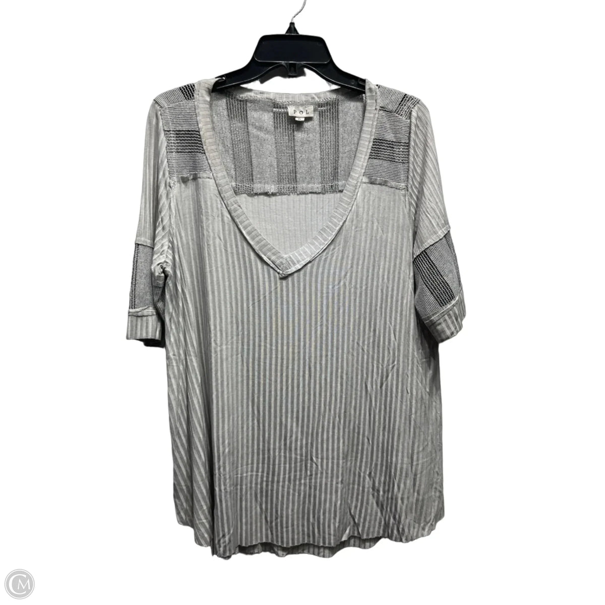 Top Short Sleeve By Pol In Grey, Size: S