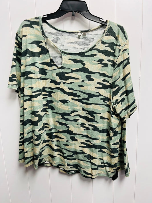 Green Top Short Sleeve Cato, Size 26