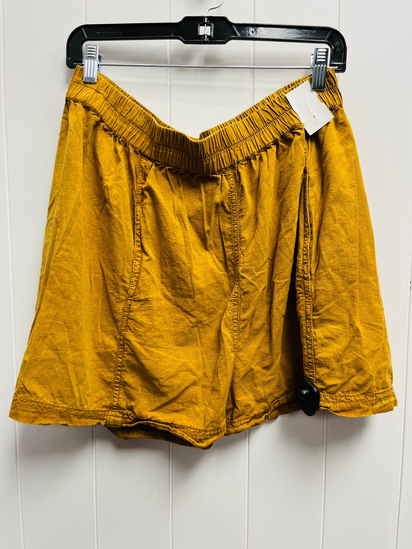 Shorts By Free People In Yellow, Size: L