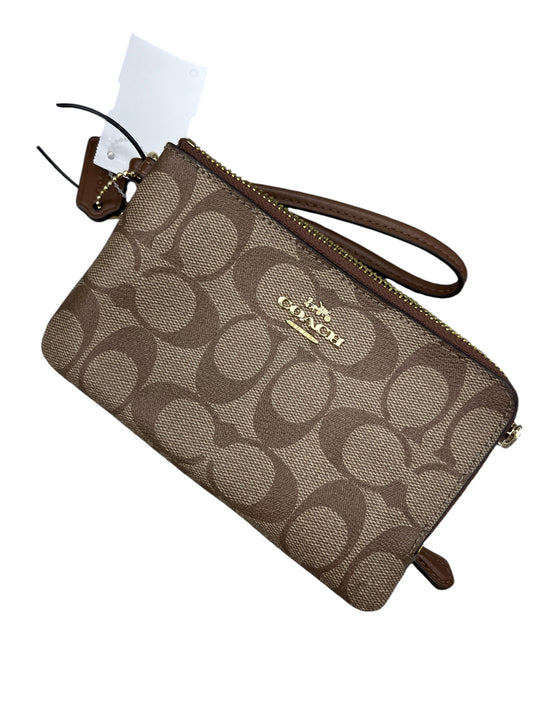 Wristlet Designer By Coach, Size: Small