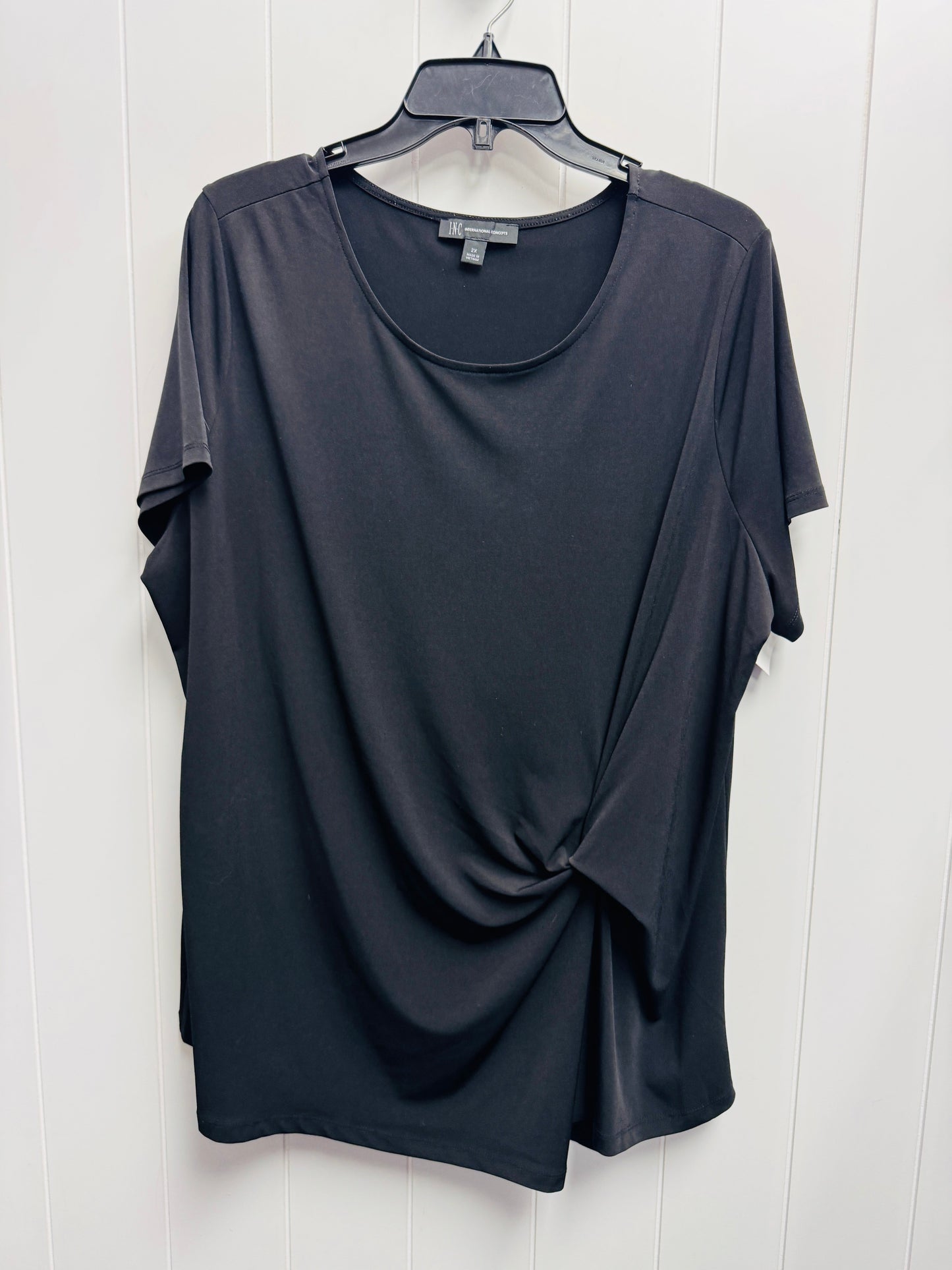 Top Short Sleeve By Inc In Black, Size: 2x