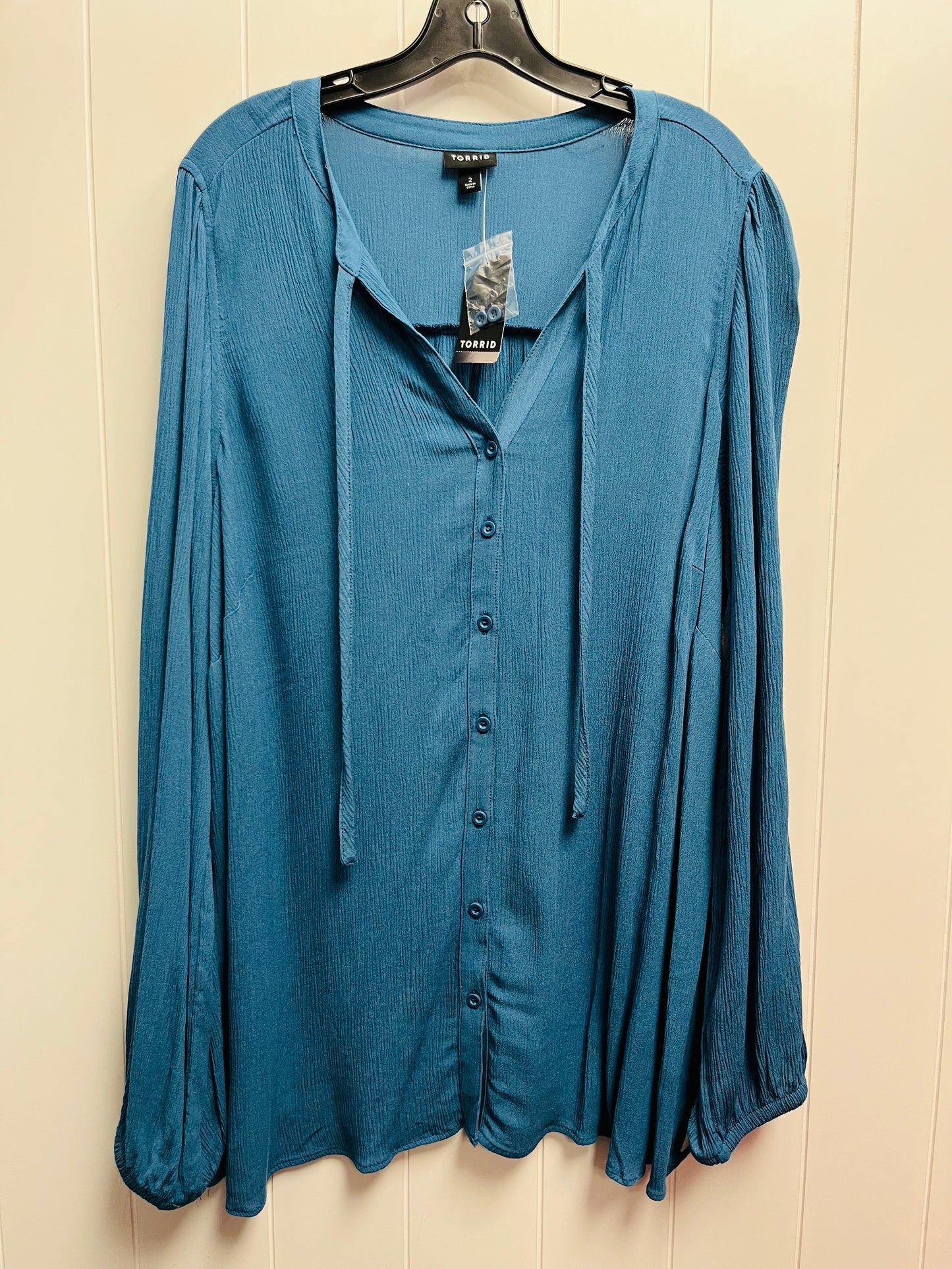 Top Long Sleeve By Torrid In Teal, Size: 2x