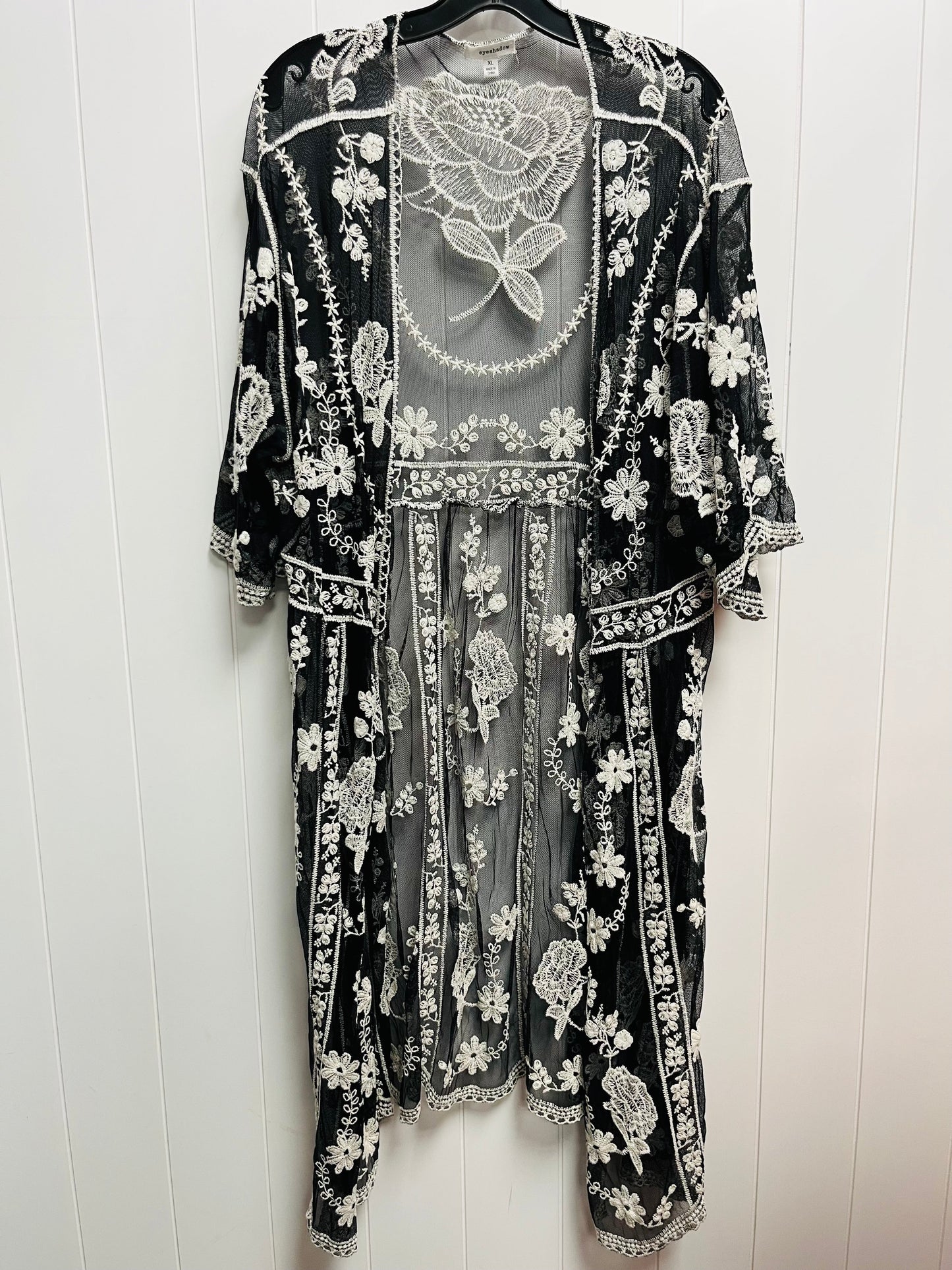 Kimono By Eyeshadow In Black & White, Size: Xl