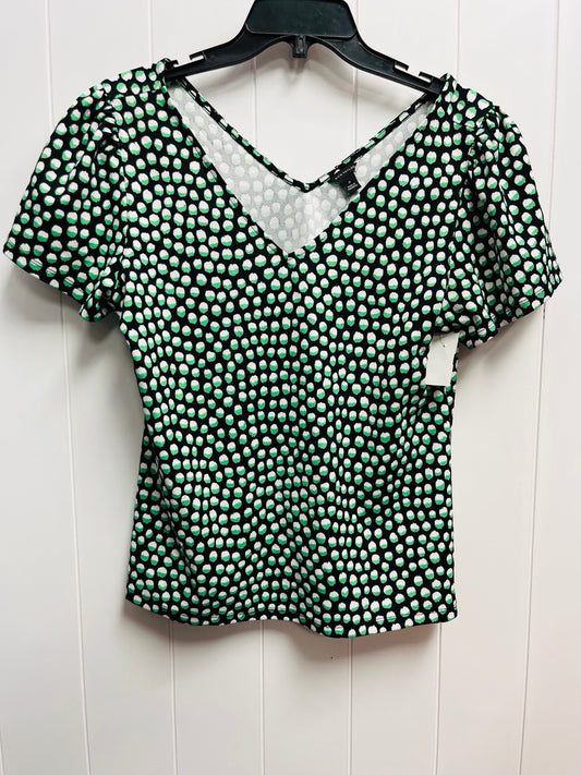 Top Short Sleeve By Ann Taylor In Green & White, Size: M