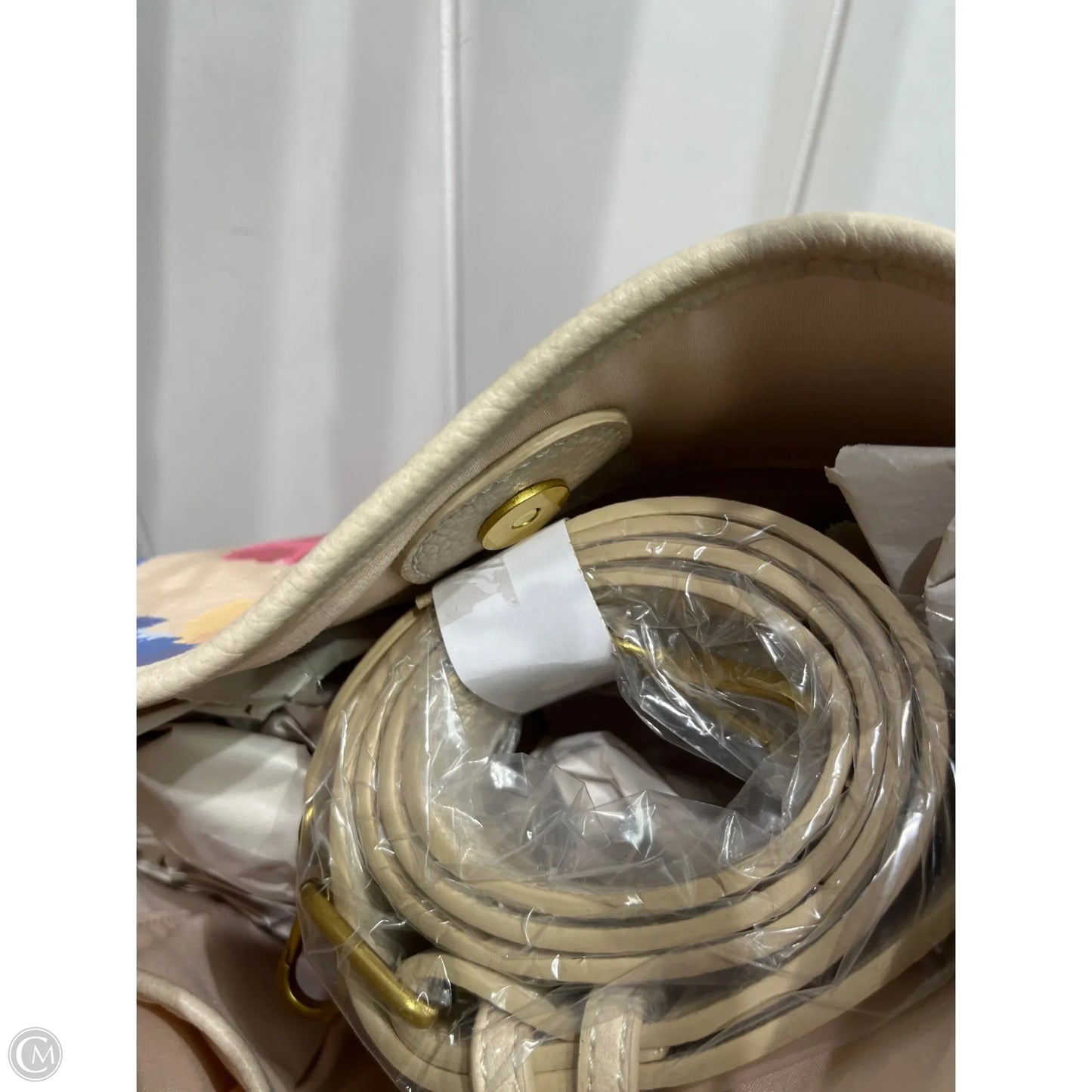 Crossbody By Clothes Mentor, Size: Medium