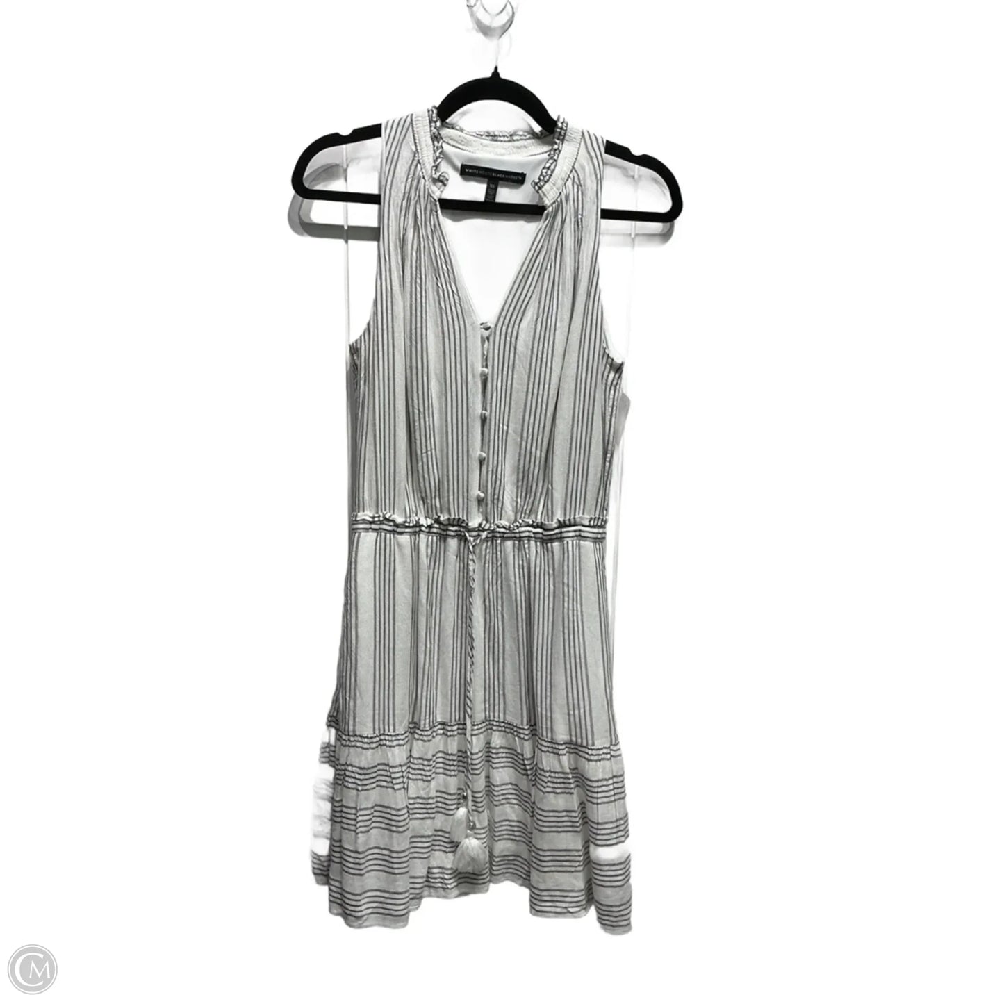 Dress Casual Short By White House Black Market In Grey & White, Size: Xs